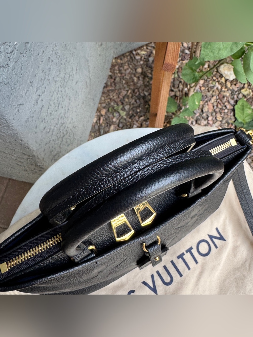 Louis Vuitton Empreinte Trianon PM - Picture 6 of 16